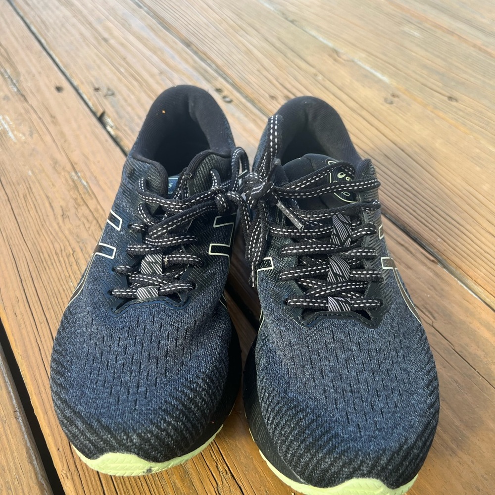 ASICS GT 2000 - Picture 3 of 9